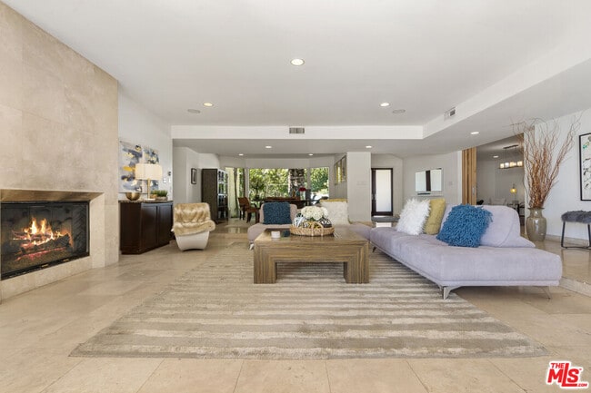 Photo - 510 Leslie Ln