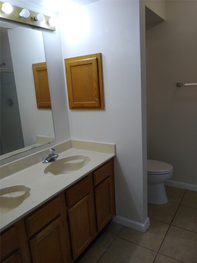 Photo - 13507 Somersworth Dr