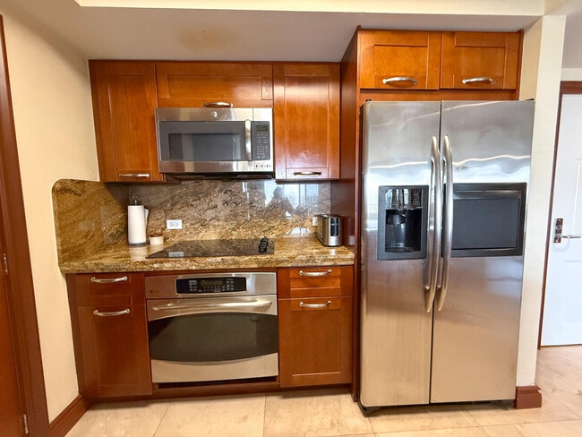 Photo - 19501 W Country Club Dr Unidad 1105