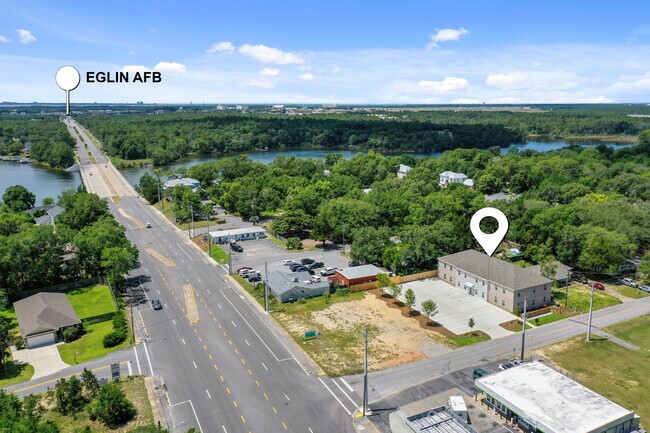 Photo - 305 Okaloosa Ave Unit 10
