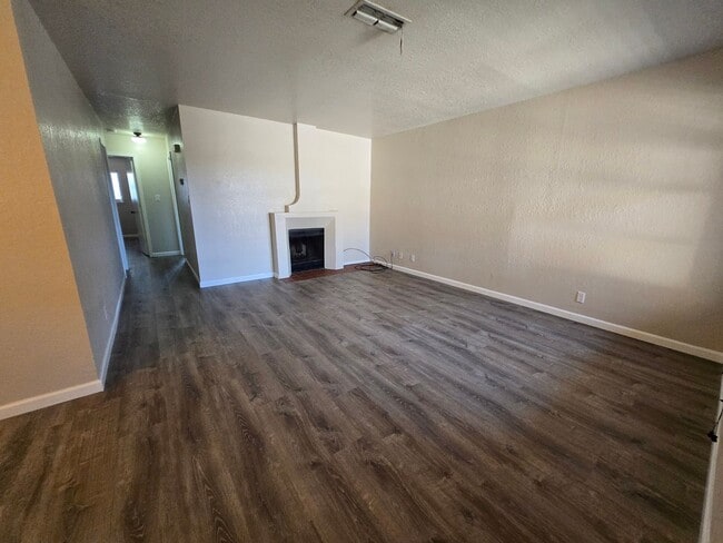 Photo - Cozy 2 Bedroom 2 Bath