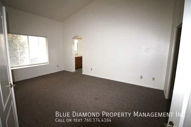 Photo - 1692 Hermosita Dr