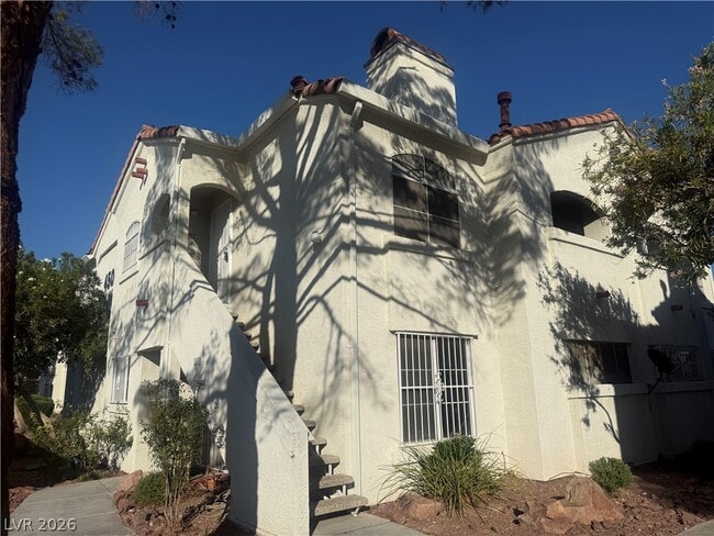 Building Photo - 4500 W Lake Mead Blvd Unit 202