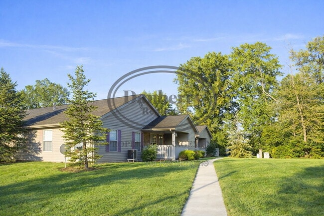 Photo - 1740 W Market St