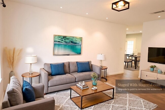 Photo - 1704 Cherry Orchard Dr