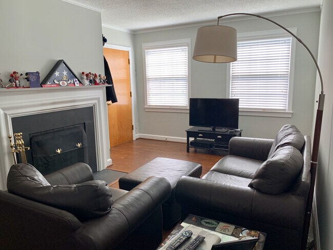 Photo - 2601 Arlington Blvd Unidad 101