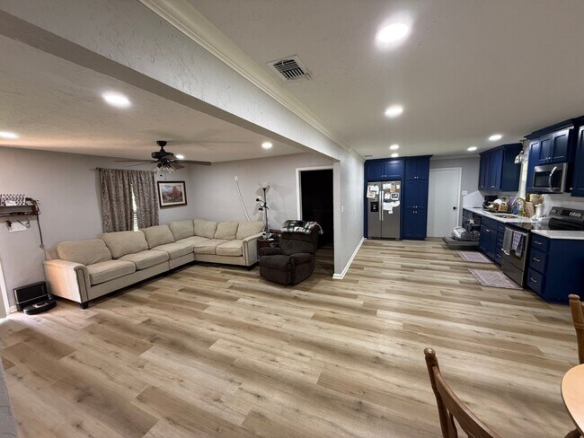 Photo - 213 Lafayette Blvd