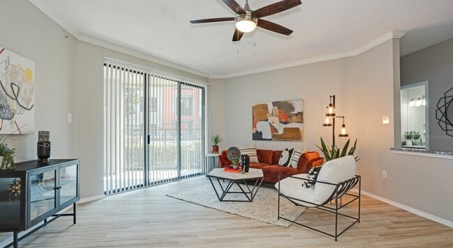 Photo - 14332 Montfort Dr Unit 04203