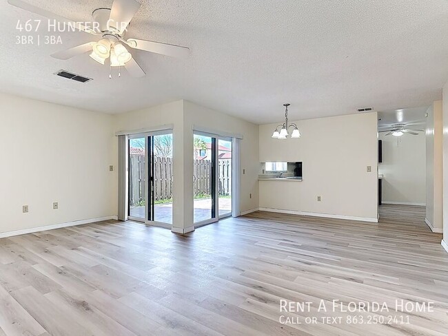 Photo - 467 Hunter Cir