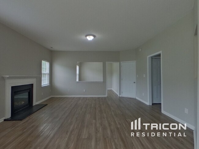 Photo - 3908 Chatterleigh Dr