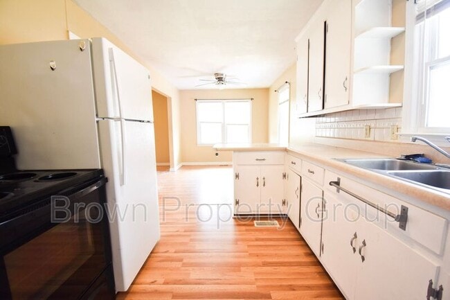 Photo - 7517 Kisco Dr