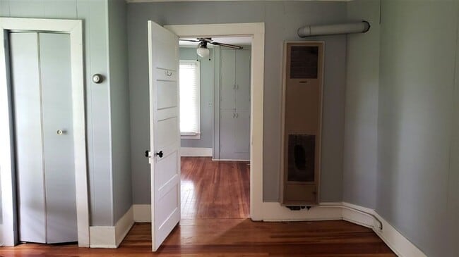 Photo - 2 Br 1 BA Cottage