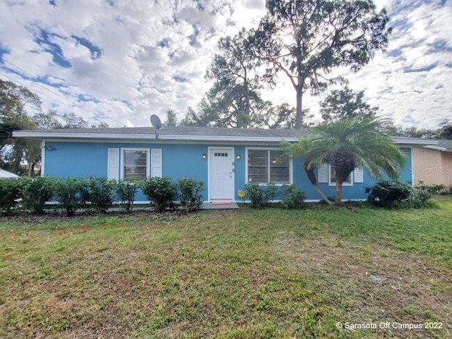 Building Photo - 1384 39th St Rental