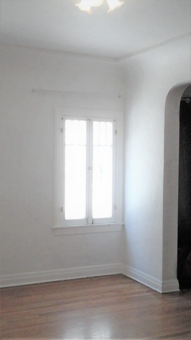 Photo - 427 N Genesee Ave Unit 427