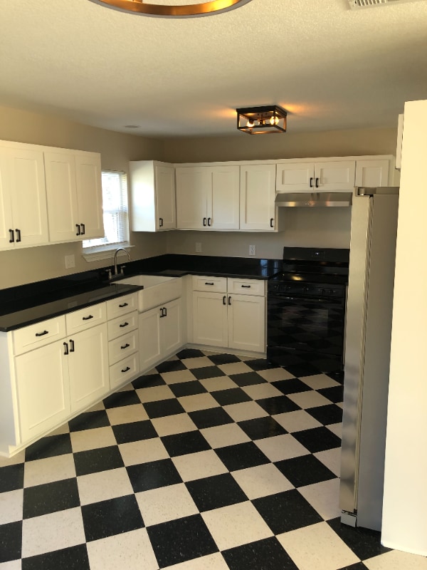 Photo - 1006 Bales St