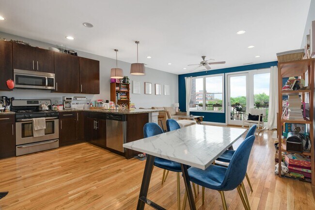 Photo - 1822 W Irving Park Rd Unidad 403