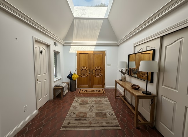 Photo - Luxury French-Style Rancher in Gladwyne – ...