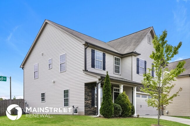 Photo - 105 Emerald Dr