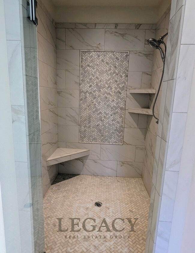 Photo - 9238 Greensboro Ct