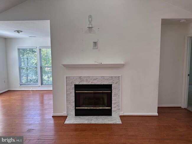 5960 Millrace Ct Unit B304