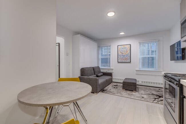 Photo - 1425 Haro St Unit 205