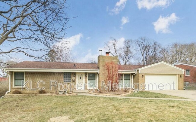 Building Photo - 7105 Sunset Terrace