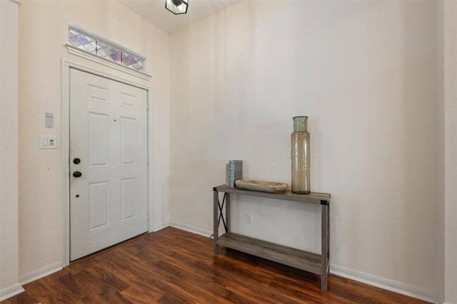 Photo - 221 Stone Crest Blvd