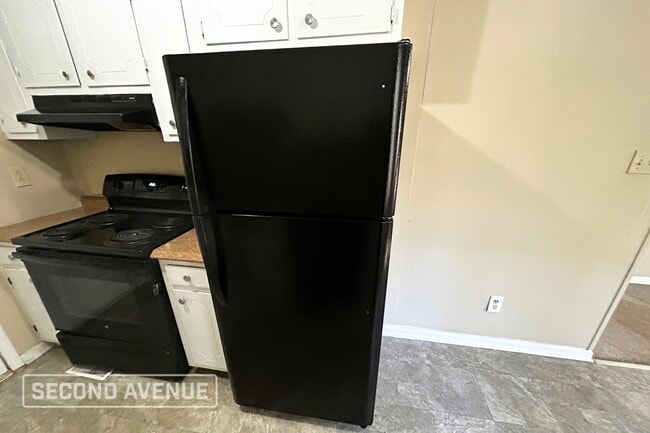 Photo - 4407 Golden Rd