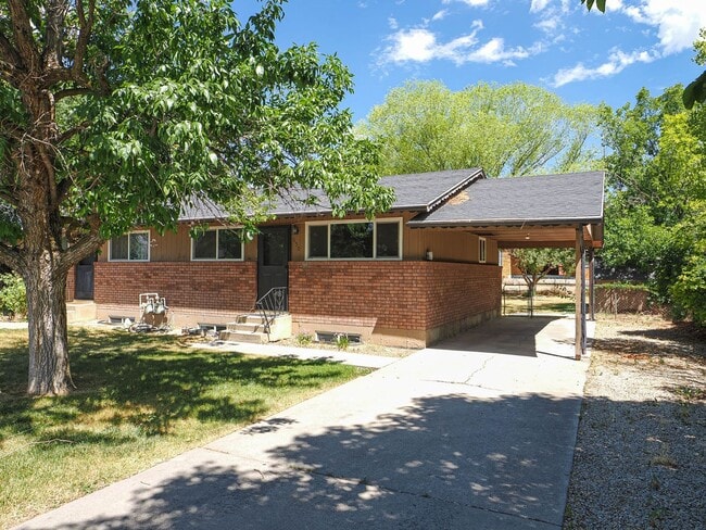 Building Photo - RES_CARMEL INSTITUTE LLC_650 Unit 650