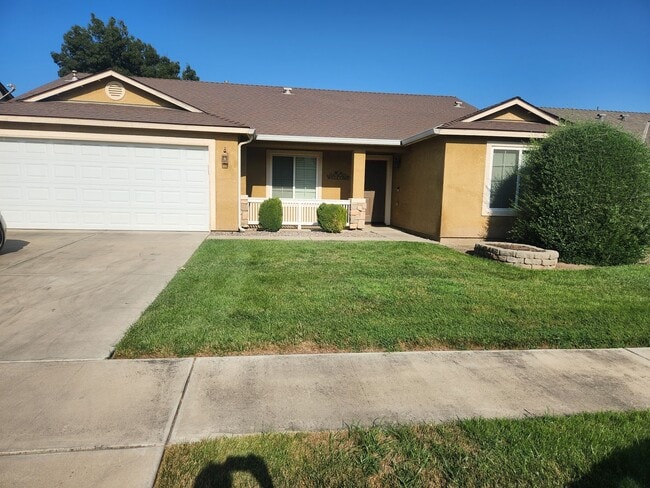 Building Photo - 2884 Sauvignon St