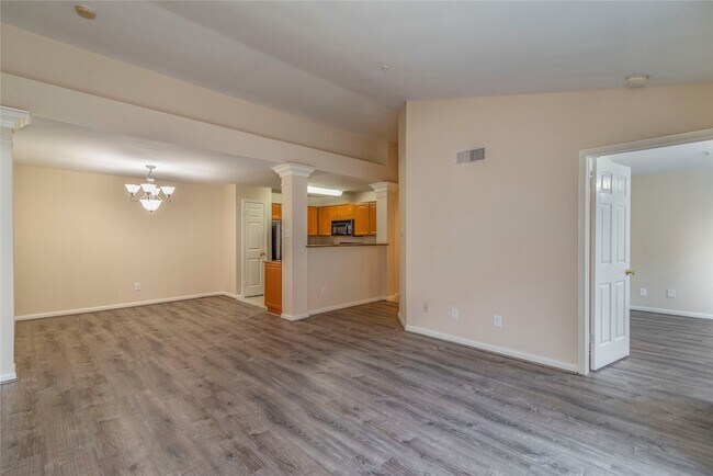 Photo - 3231 Allen Pkwy Unit 5306