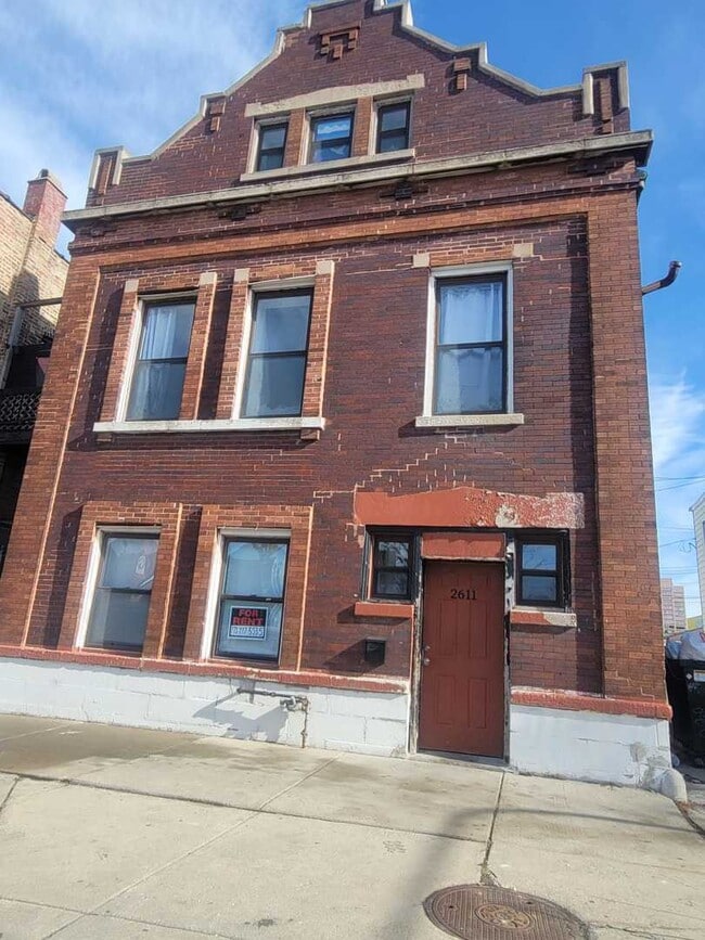 Photo - 2611 S Troy St Casa