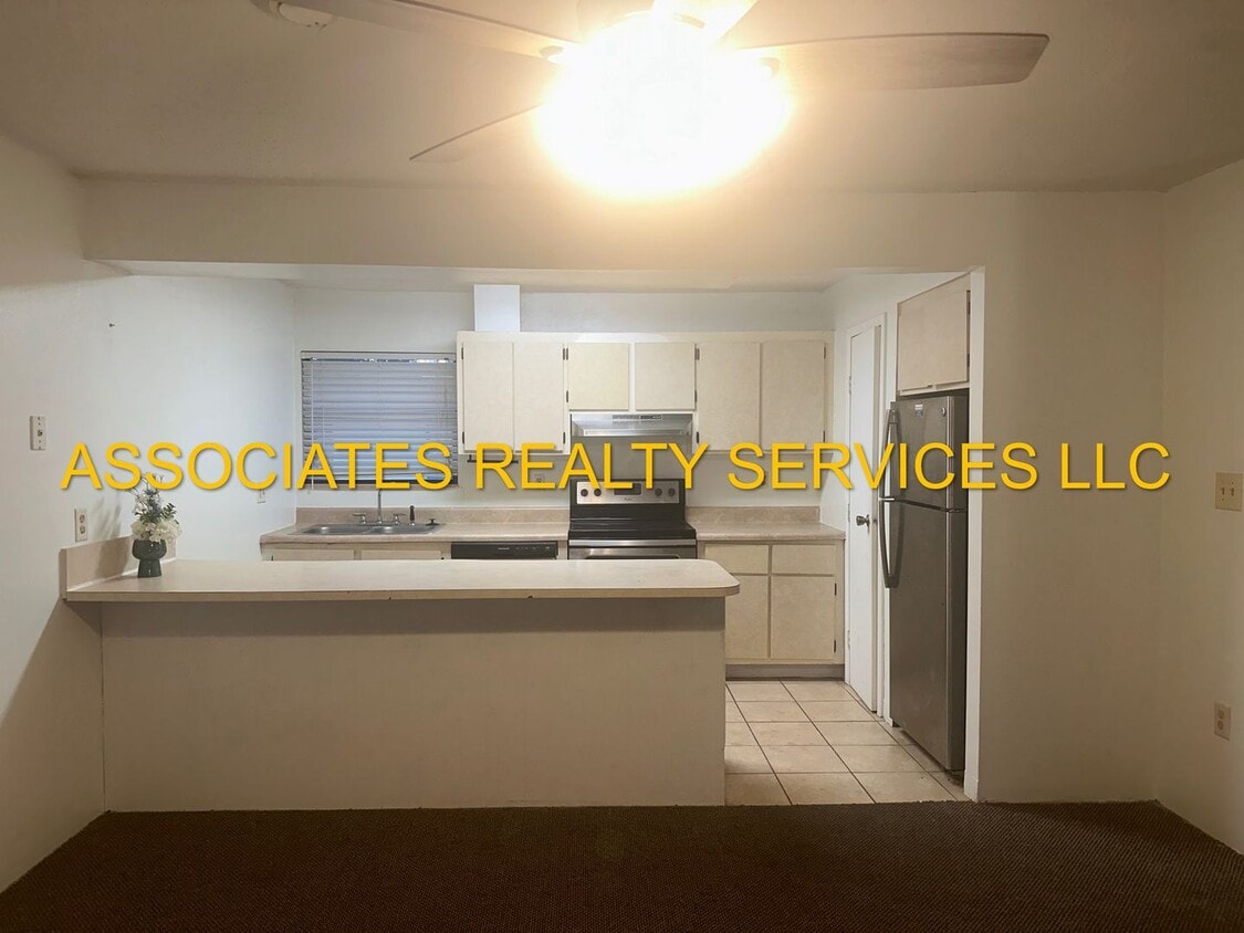 LOOK!!! 2 bedroom in Brandywine with Balco... - LOOK!! 2 bedroom in Brandywine!