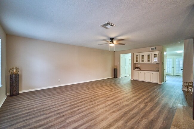 Building Photo - 10818 Briar Forest Dr Unit 34 Rental