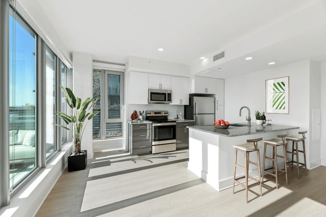 Link Apartments® H Street