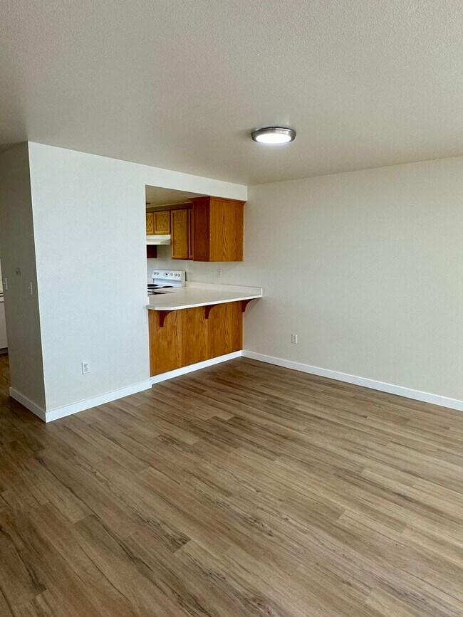 843 Morse Ave SW