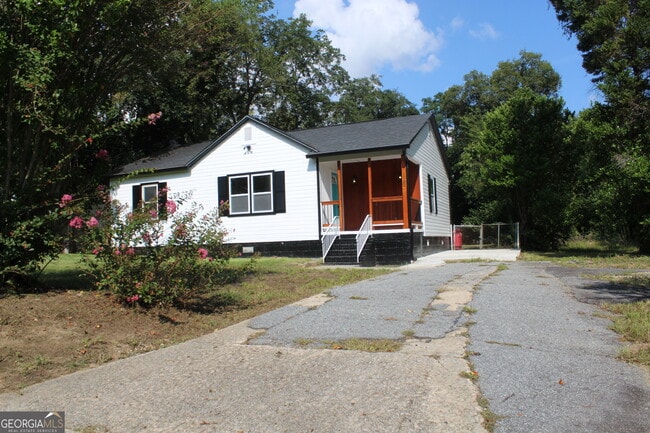 Photo - 1060 Cypress Dr