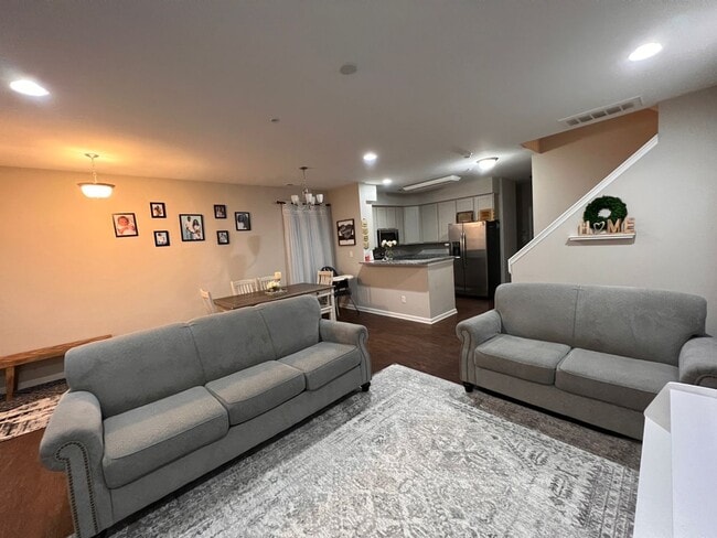 Photo - 601 Freeman Dr