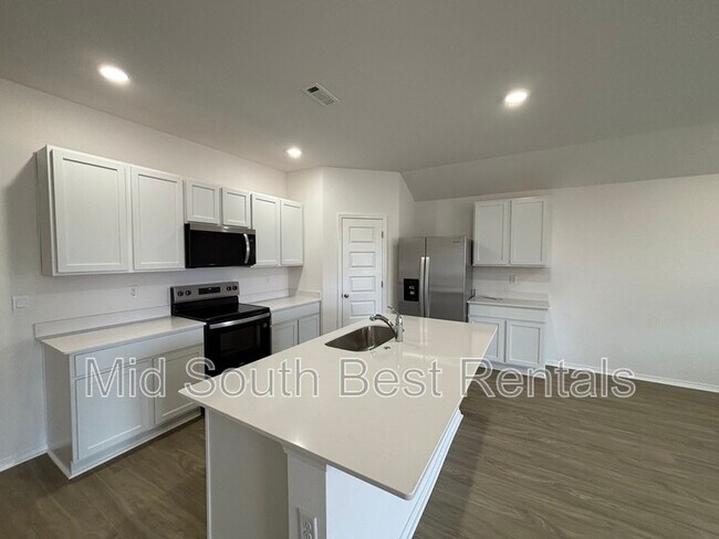 Photo - 6424 Newark Dr