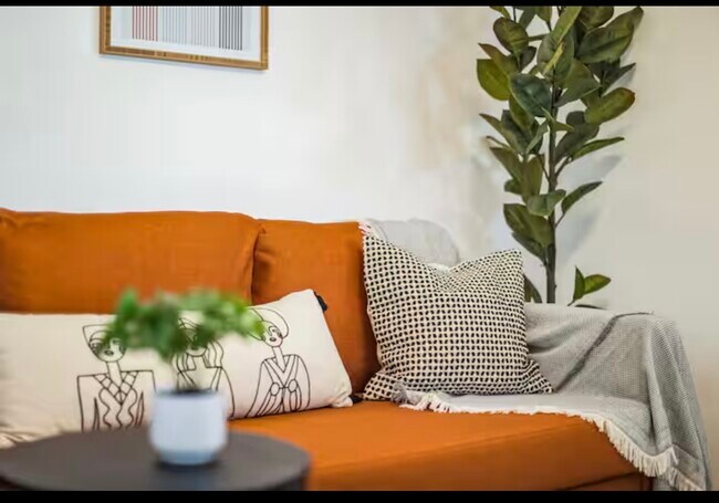 Photo - 6716 N Figueroa St