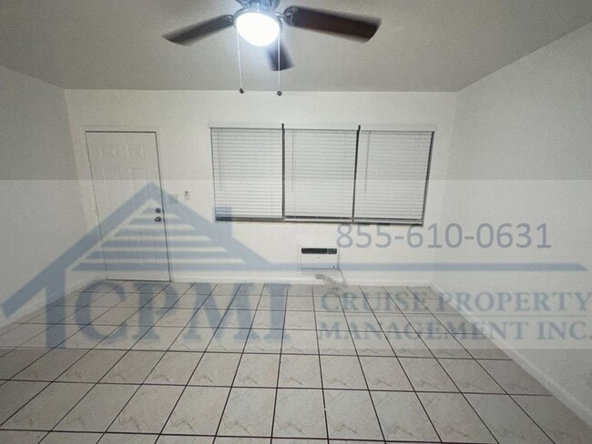 Photo - 6014 Fillmore St