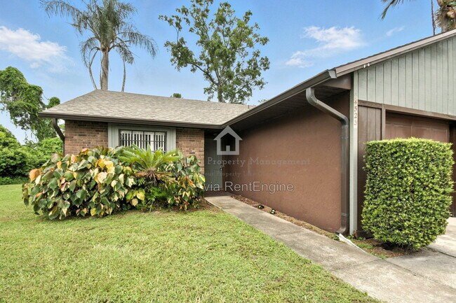 4523 Hidden Oak Ct