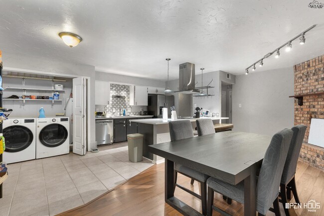 Photo - 4906 Colleen Dr