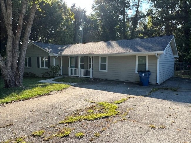 Photo - 420 Lockridge Ln