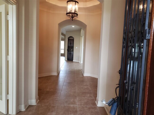 Photo - 5402 Valley Country Ln