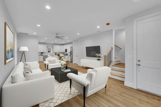 425A Veritas St.