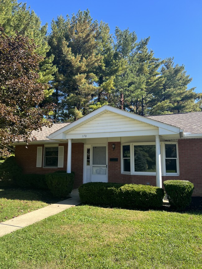 Photo - 170 Raine St Townhome