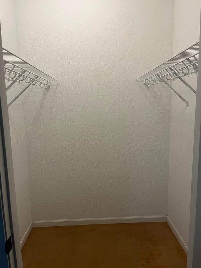 Photo - 625 State Rte W