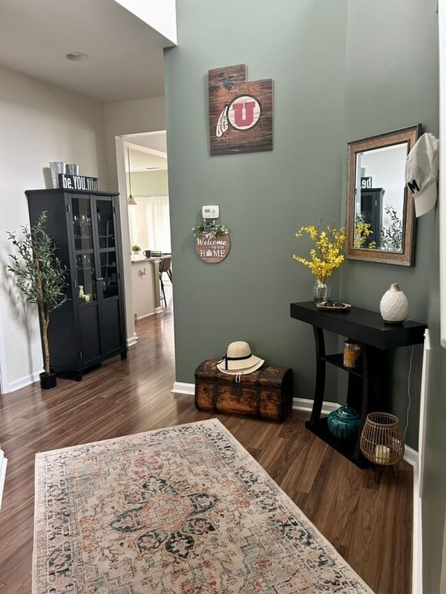 Photo - **Beautifully Maintained 3 Bedroom Home with Study, Screened Porch & Fenced Yard**