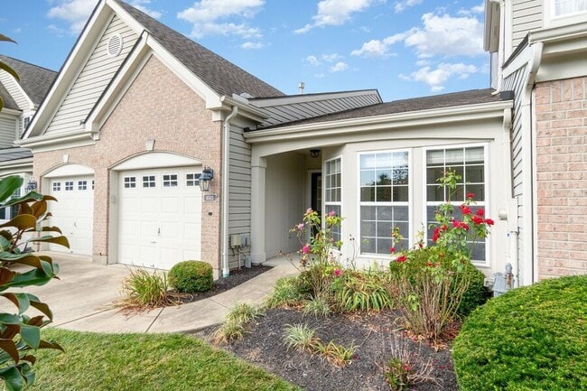 Photo - 6583 Pondfield Ln